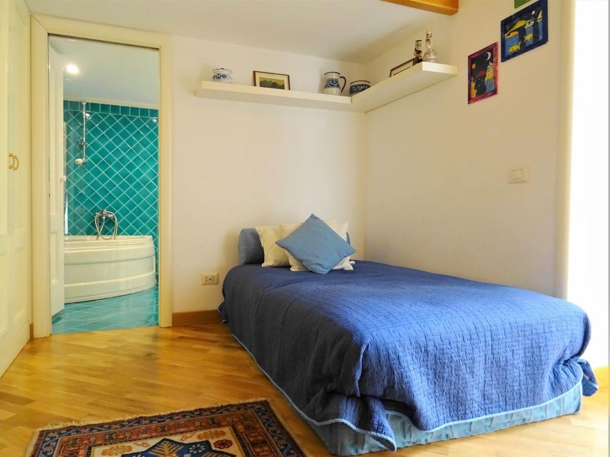 Mezzocannone Holiday House Neapol Exteriér fotografie